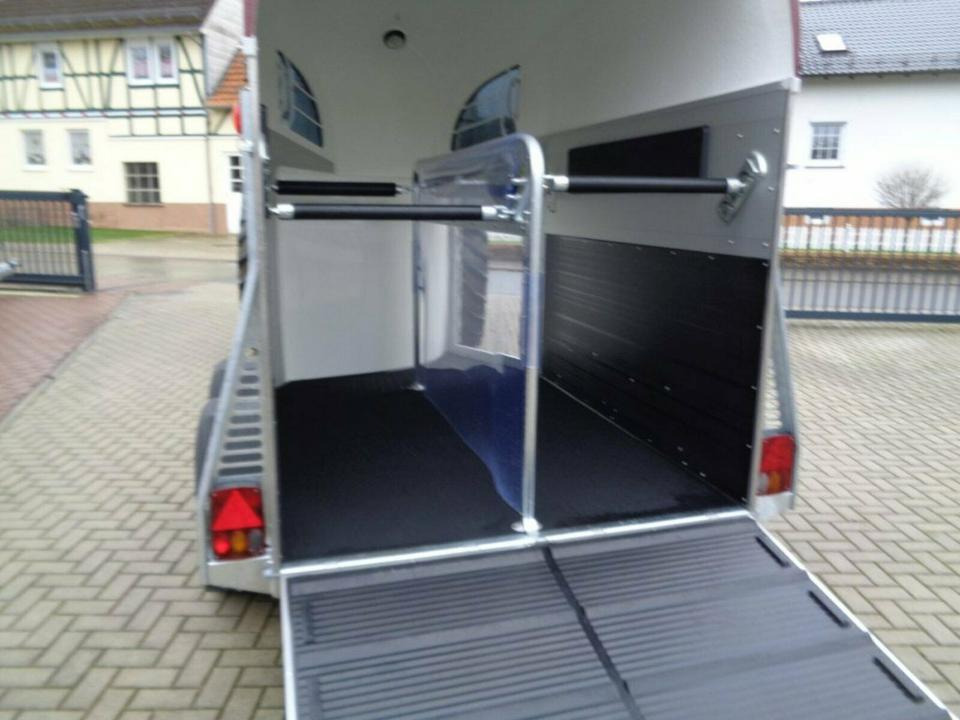 Pferdeanhänger Champion R, SaKa. 100 km/h - Horse trailer: picture 5 Pferdeanhänger Champion R, SaKa. 100 km/h - Horse trailer: picture 5
