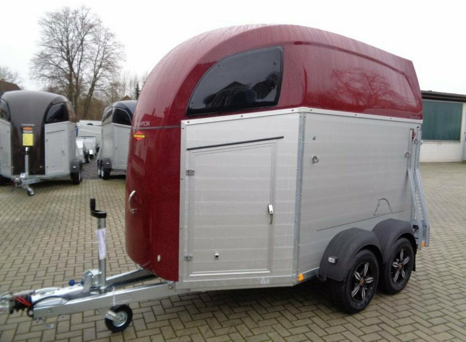 Pferdeanhänger Champion R, SaKa. 100 km/h - Horse trailer: picture 2 Pferdeanhänger Champion R, SaKa. 100 km/h - Horse trailer: picture 2