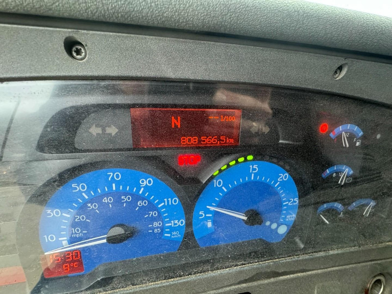 Tractor unit Renault Premium 420 (MANUAL GEARBOX / BOITE MANUELLE): picture 13 Tractor unit Renault Premium 420 (MANUAL GEARBOX / BOITE MANUELLE): picture 13