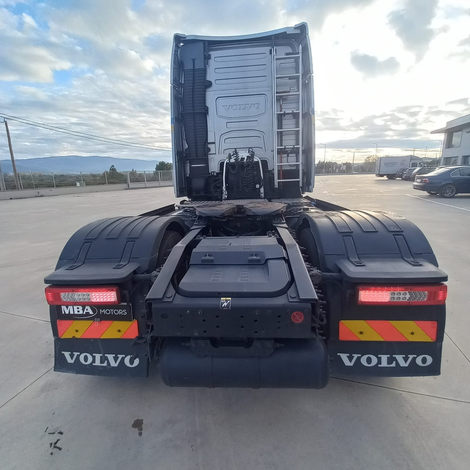 Tractor unit VOLVO FH16 750: picture 6 Tractor unit VOLVO FH16 750: picture 6