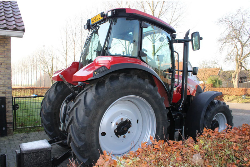 Case IH Farmall 115 U PRO - Farm tractor: picture 3 Case IH Farmall 115 U PRO - Farm tractor: picture 3