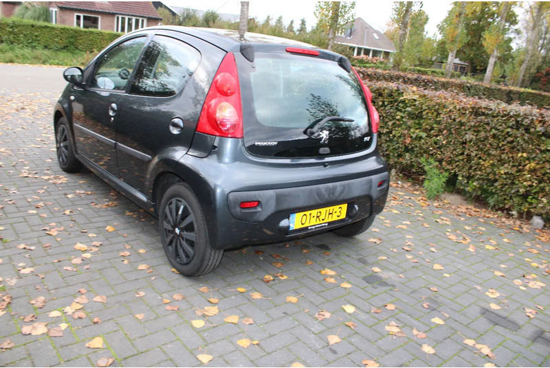 Peugeot 107 - Hatchback: picture 5 Peugeot 107 - Hatchback: picture 5