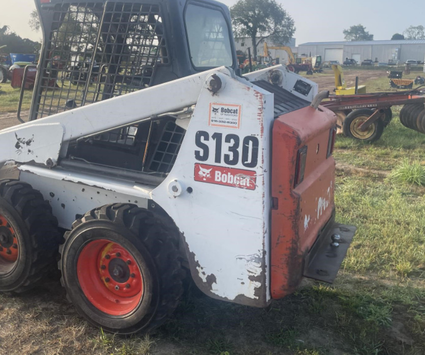 BOBCAT S130 - Skid steer loader: picture 4 BOBCAT S130 - Skid steer loader: picture 4