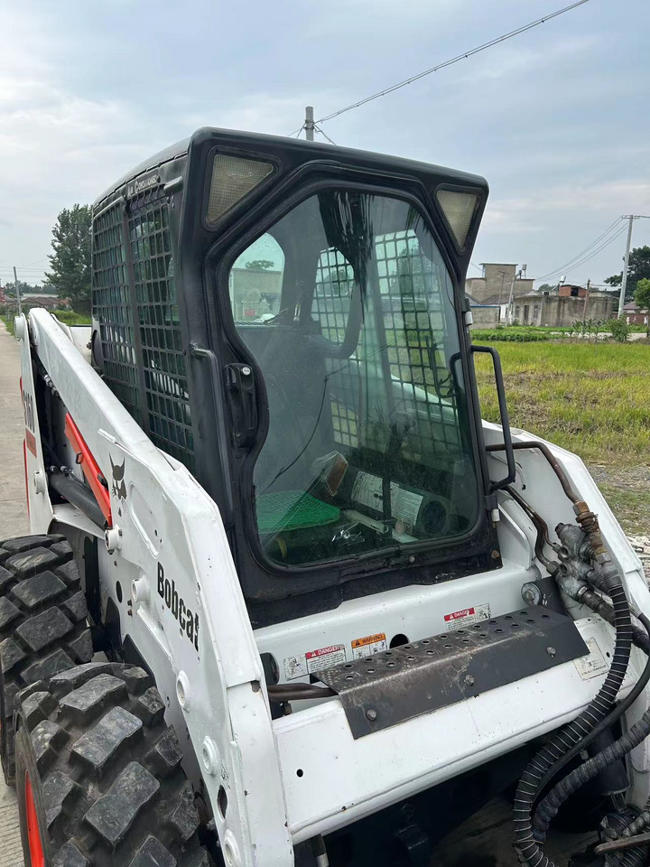 BOBCAT S160 - Skid steer loader: picture 2 BOBCAT S160 - Skid steer loader: picture 2