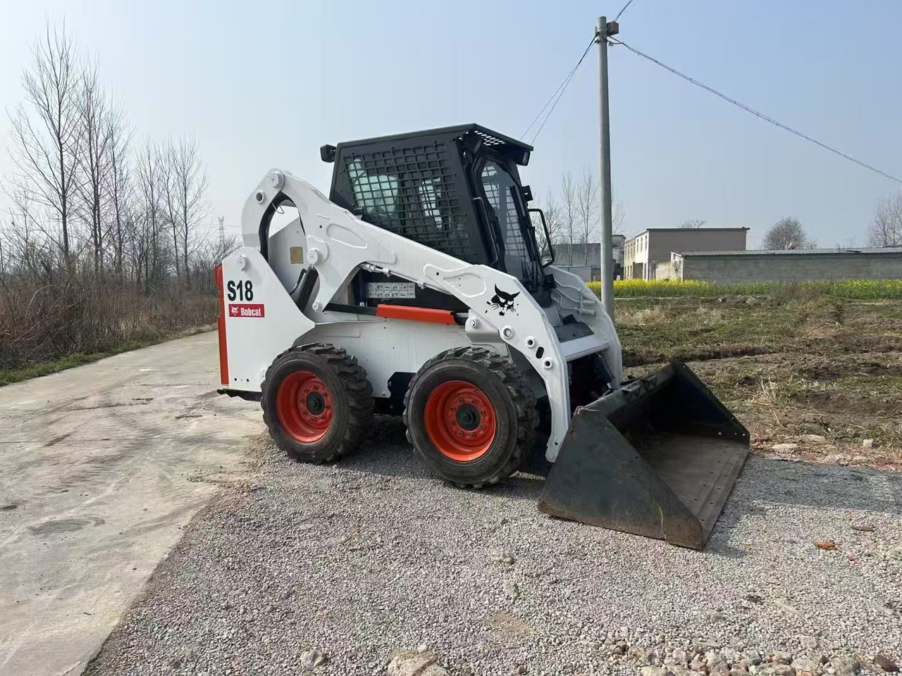 BOBCAT S18 - Skid steer loader: picture 2 BOBCAT S18 - Skid steer loader: picture 2
