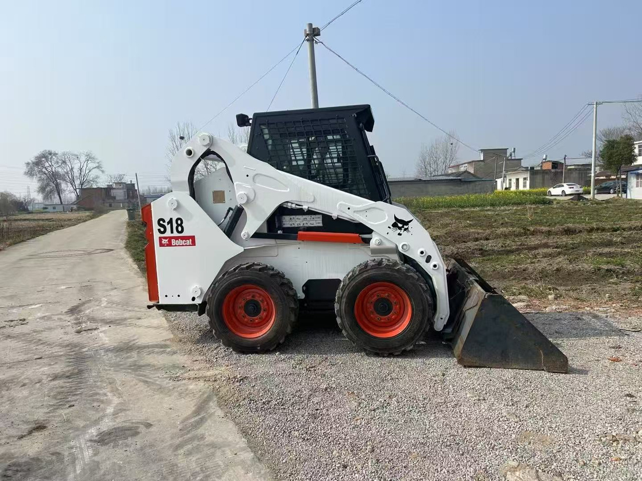 BOBCAT S18 - Skid steer loader: picture 3 BOBCAT S18 - Skid steer loader: picture 3