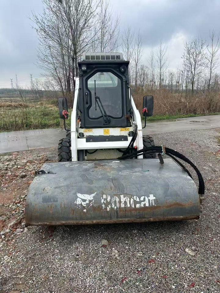 BOBCAT S18 - Skid steer loader: picture 4 BOBCAT S18 - Skid steer loader: picture 4