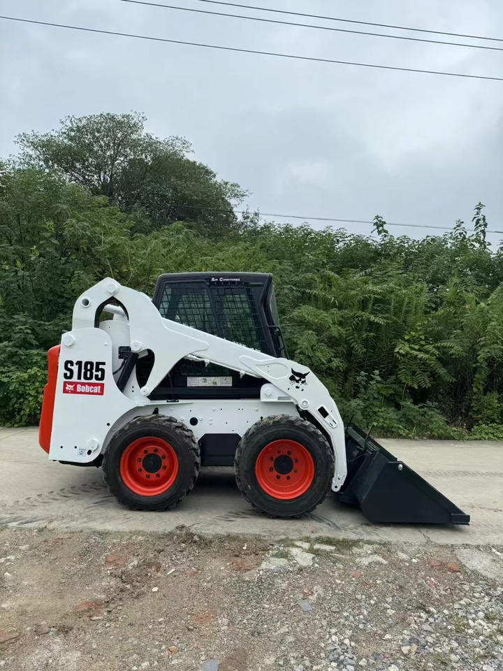 BOBCAT S185 - Skid steer loader: picture 2 BOBCAT S185 - Skid steer loader: picture 2