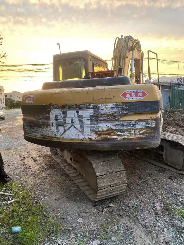 CATERPILLAR 312B - Excavator: picture 2 CATERPILLAR 312B - Excavator: picture 2