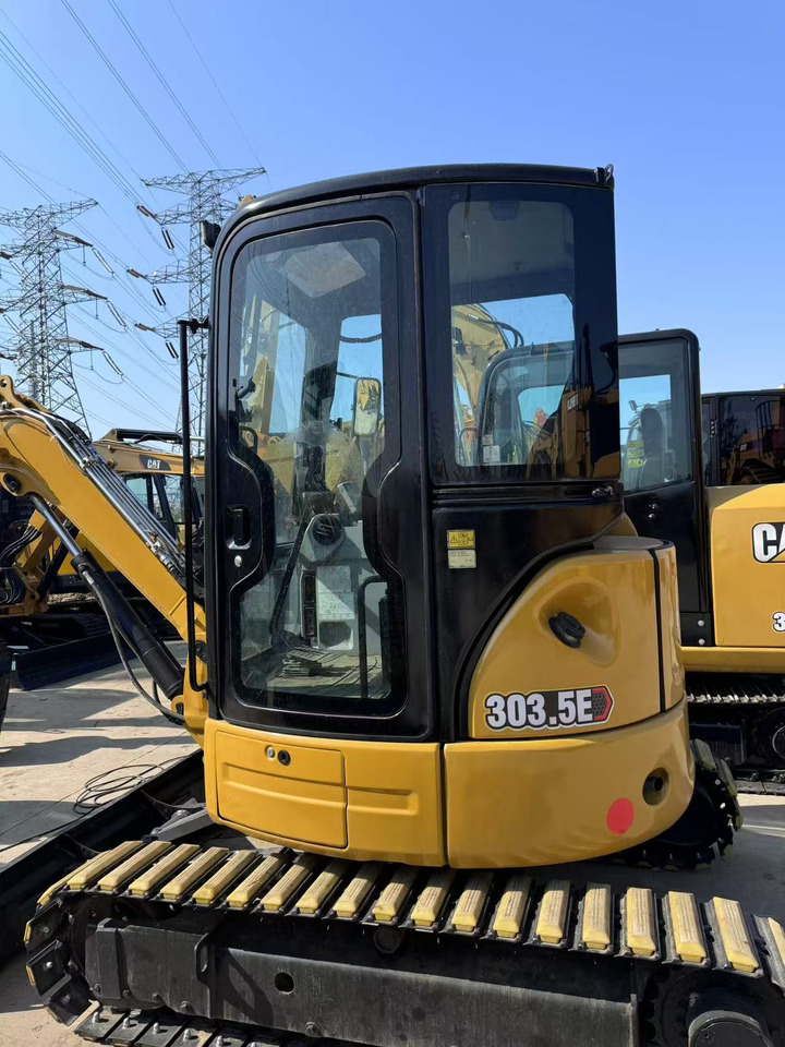 CATERPILLAR used 303.5E excavator - Mini excavator: picture 1 CATERPILLAR used 303.5E excavator - Mini excavator: picture 1