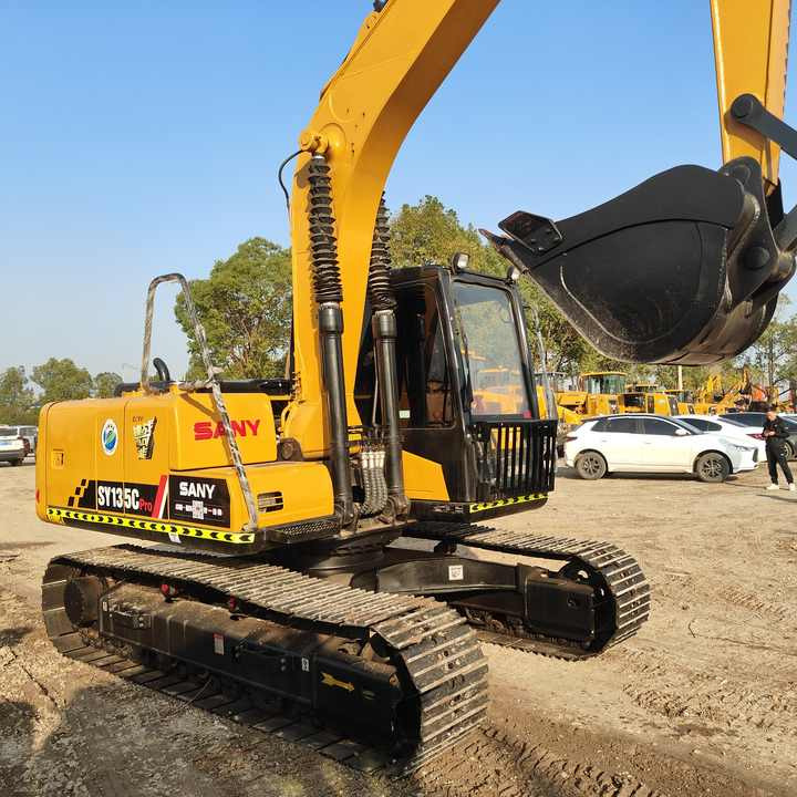 China Brand Used Sany China Brand Used Sany Sy135c Mini Excavator 6ton Crawler Earth Digger Machine for Sale - Mini excavator: picture 1 China Brand Used Sany China Brand Used Sany Sy135c Mini Excavator 6ton Crawler Earth Digger Machine for Sale - Mini excavator: picture 1