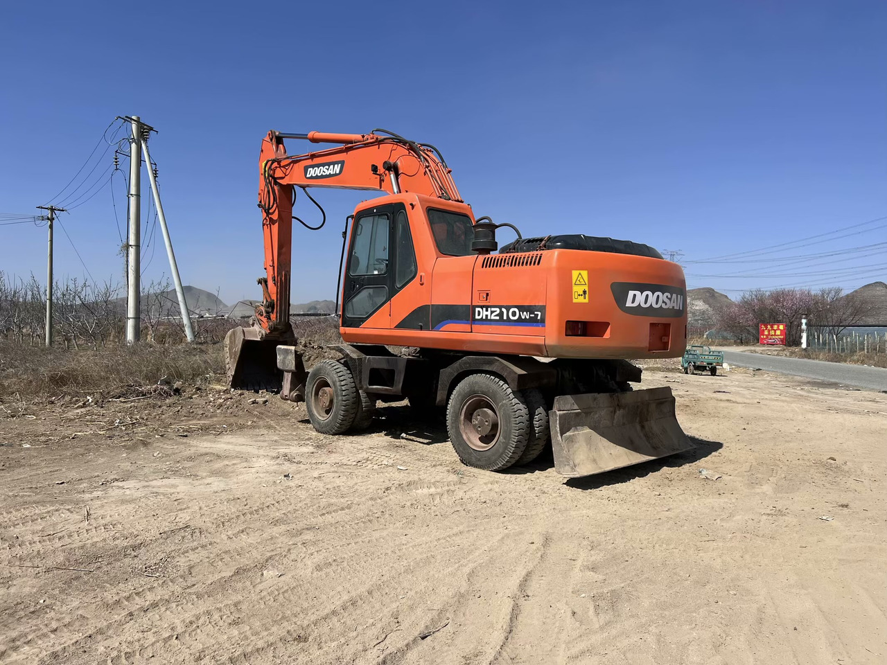 DOOSAN 210w - Wheel excavator: picture 3 DOOSAN 210w - Wheel excavator: picture 3