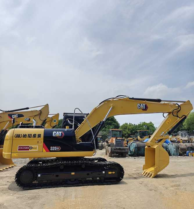 Good Condition Used Cat Excavator 320D2 Caterpillar Second Hand Excavator 312D 315D 320d for Sale - Crawler excavator: picture 4 Good Condition Used Cat Excavator 320D2 Caterpillar Second Hand Excavator 312D 315D 320d for Sale - Crawler excavator: picture 4