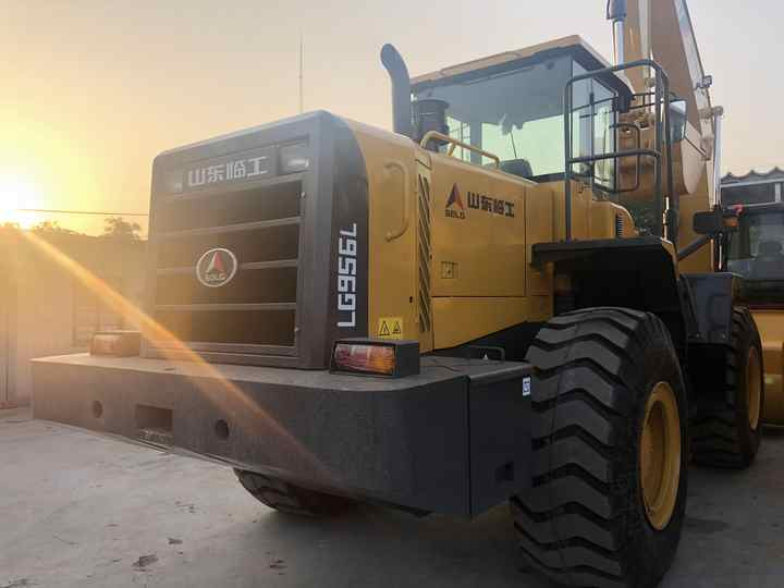 USED Loaders SDLG LG956L WHEEL LOADER in China Machines for Sale - Wheel loader: picture 2 USED Loaders SDLG LG956L WHEEL LOADER in China Machines for Sale - Wheel loader: picture 2