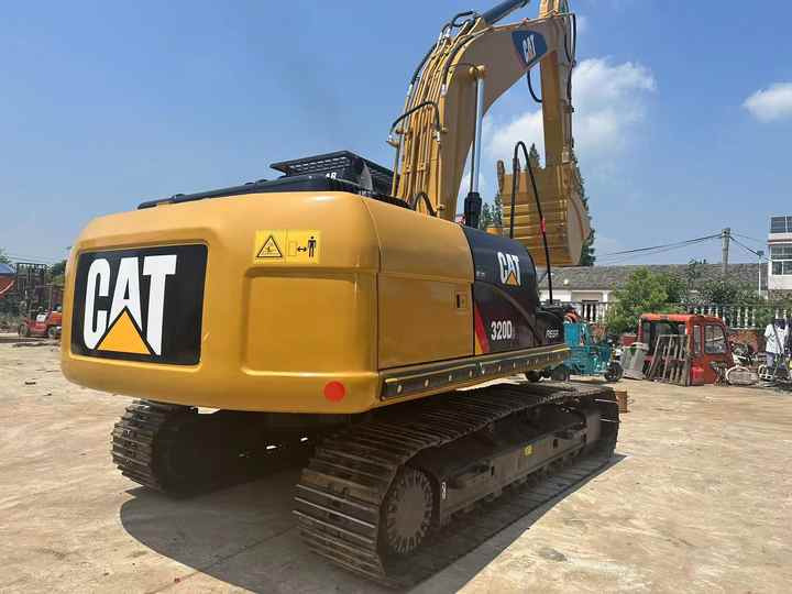 Used CAT 320D2 Excavator | Well-Maintained, Low Hours | Affordable Heavy Machinery for Construction & Mining! - Crawler excavator: picture 3 Used CAT 320D2 Excavator | Well-Maintained, Low Hours | Affordable Heavy Machinery for Construction & Mining! - Crawler excavator: picture 3