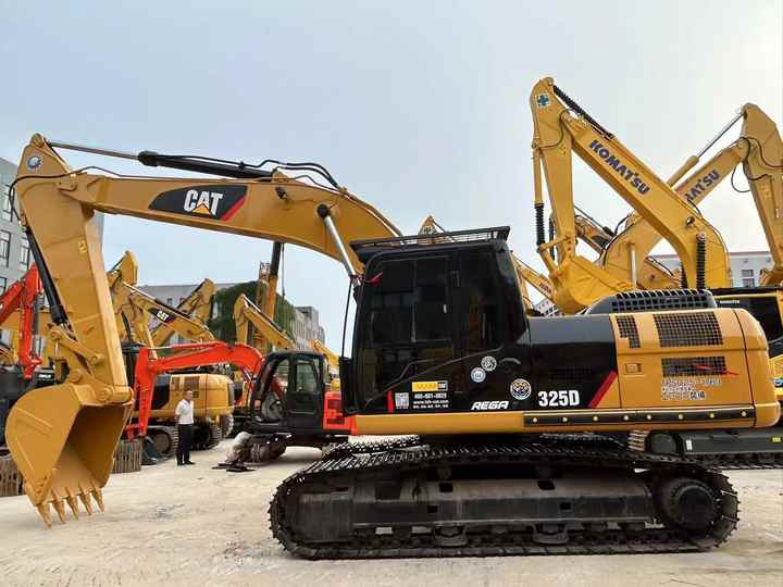 Used Digger CAT 325D Construction Machinery Construction Digger Used CAT 325D Cheap Excavator - Crawler excavator: picture 2 Used Digger CAT 325D Construction Machinery Construction Digger Used CAT 325D Cheap Excavator - Crawler excavator: picture 2