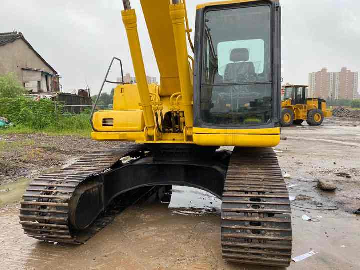 Used Good Quality Japan Original PC200-6 in Good Condition PC200-6 Komatsu - Crawler excavator: picture 2 Used Good Quality Japan Original PC200-6 in Good Condition PC200-6 Komatsu - Crawler excavator: picture 2