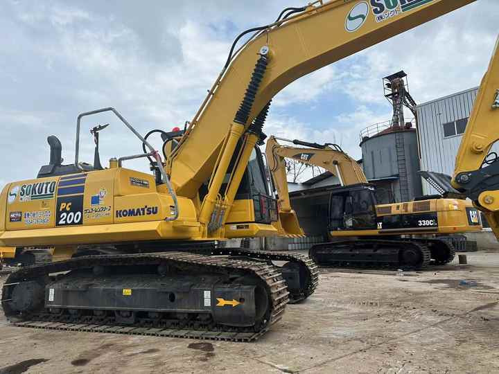Used Good Quality Japan Original PC200-8 in Good Condition PC200-8 Komatsu - Crawler excavator: picture 4 Used Good Quality Japan Original PC200-8 in Good Condition PC200-8 Komatsu - Crawler excavator: picture 4