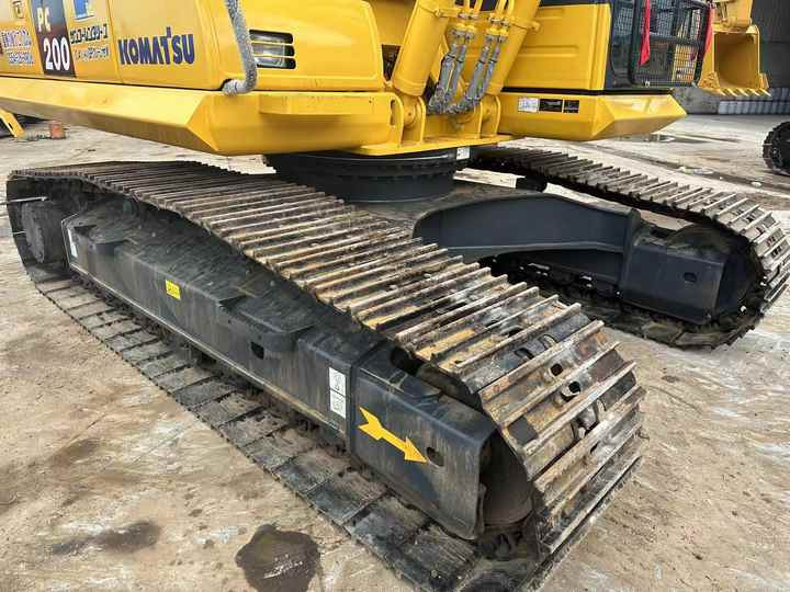 Used Good Quality Japan Original PC200-8 in Good Condition PC200-8 Komatsu - Crawler excavator: picture 5 Used Good Quality Japan Original PC200-8 in Good Condition PC200-8 Komatsu - Crawler excavator: picture 5
