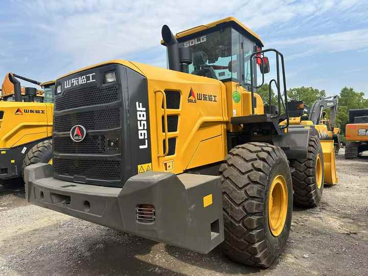 Used SDLG L958F Hydraulic Large Wheel Loader SDLG L958F Good Price Loader on Hot Sale Sdlg 956 958 - Wheel loader: picture 3 Used SDLG L958F Hydraulic Large Wheel Loader SDLG L958F Good Price Loader on Hot Sale Sdlg 956 958 - Wheel loader: picture 3