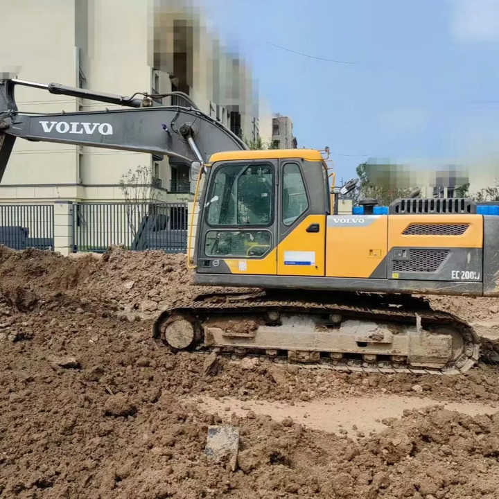 Used Volvo Brand Original EC200B Model Excavator with Good Working Condition for Sale - Crawler excavator: picture 1 Used Volvo Brand Original EC200B Model Excavator with Good Working Condition for Sale - Crawler excavator: picture 1