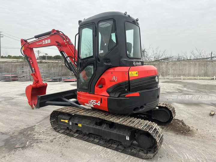 Well-Maintained Kubota U55 Second Hand Machine | No Major Repairs | Price Negotiable - Mini excavator: picture 3 Well-Maintained Kubota U55 Second Hand Machine | No Major Repairs | Price Negotiable - Mini excavator: picture 3
