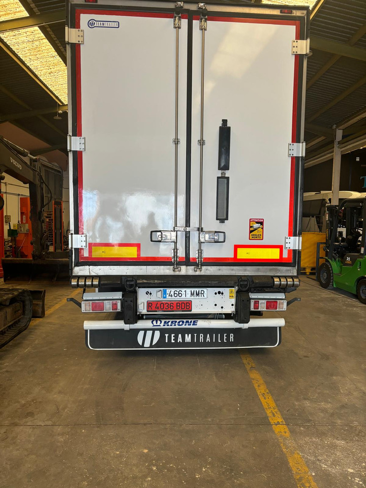 SCANIA S500 - Refrigerator truck: picture 3 SCANIA S500 - Refrigerator truck: picture 3