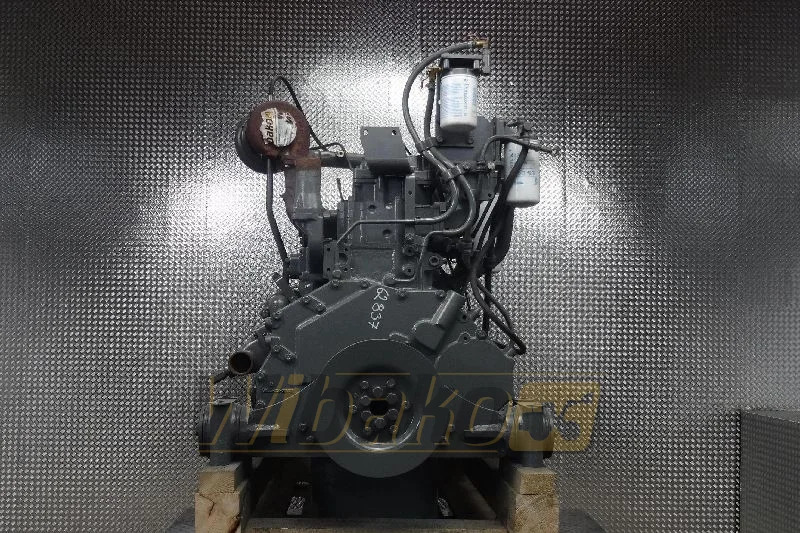 Komatsu S6D125E-2 - Engine for Construction machinery: picture 4 Komatsu S6D125E-2 - Engine for Construction machinery: picture 4