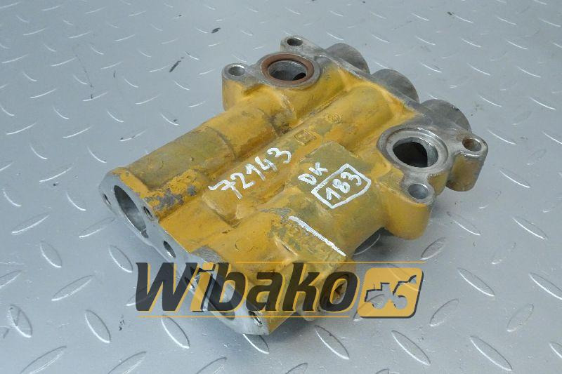 Oil filter bracket for engine Caterpillar 3306 8N6212 - Oil filter for Construction machinery: picture 1 Oil filter bracket for engine Caterpillar 3306 8N6212 - Oil filter for Construction machinery: picture 1