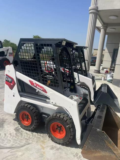 BOBCAT S70 - Skid steer loader: picture 5 BOBCAT S70 - Skid steer loader: picture 5