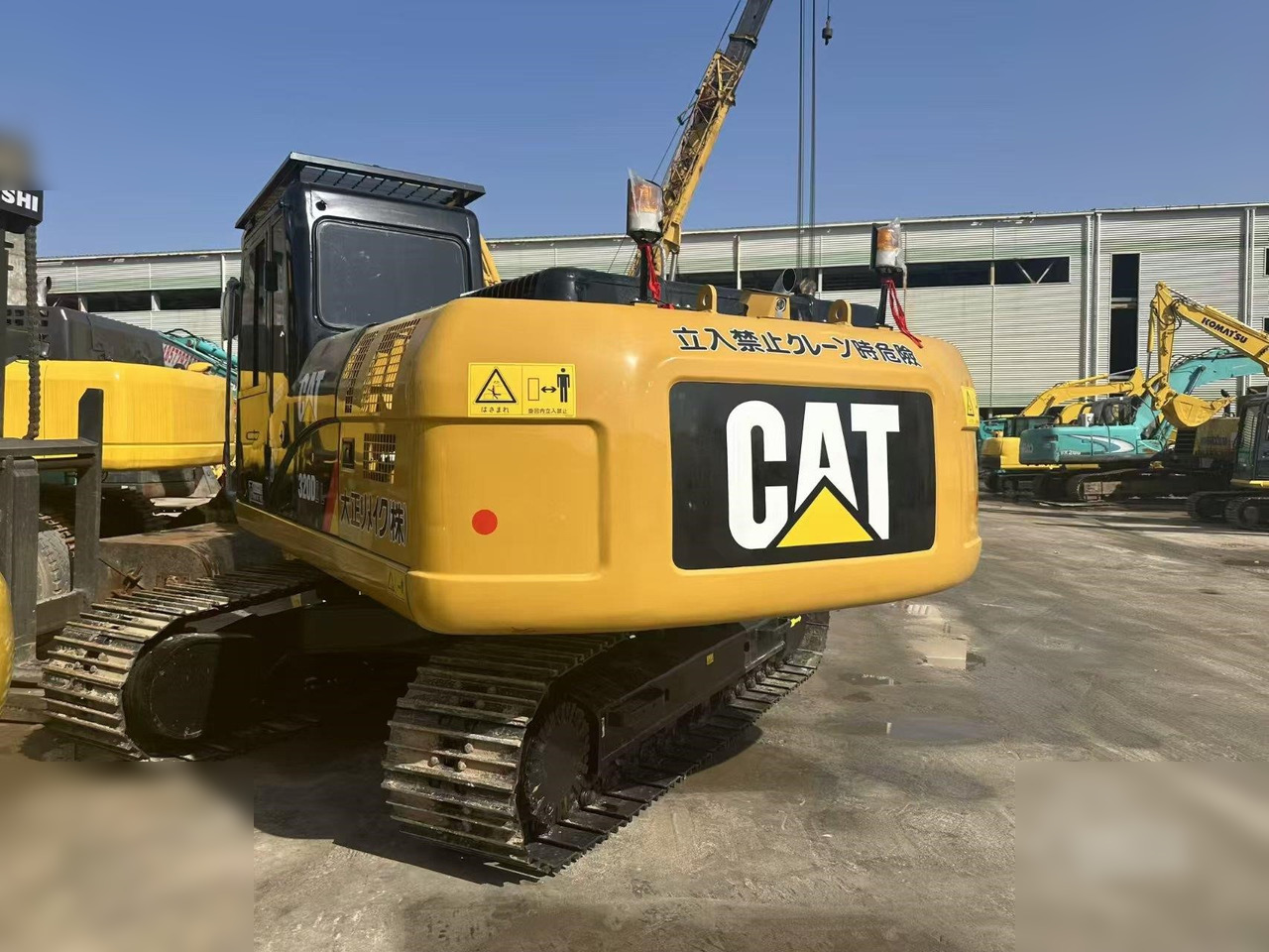 CATERPILLAR 320D2L - Crawler excavator: picture 3 CATERPILLAR 320D2L - Crawler excavator: picture 3