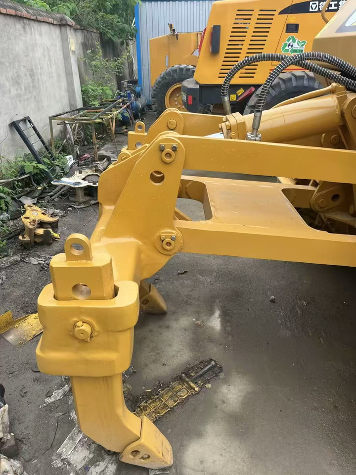 Bulldozer CATERPILLAR D6G: picture 15