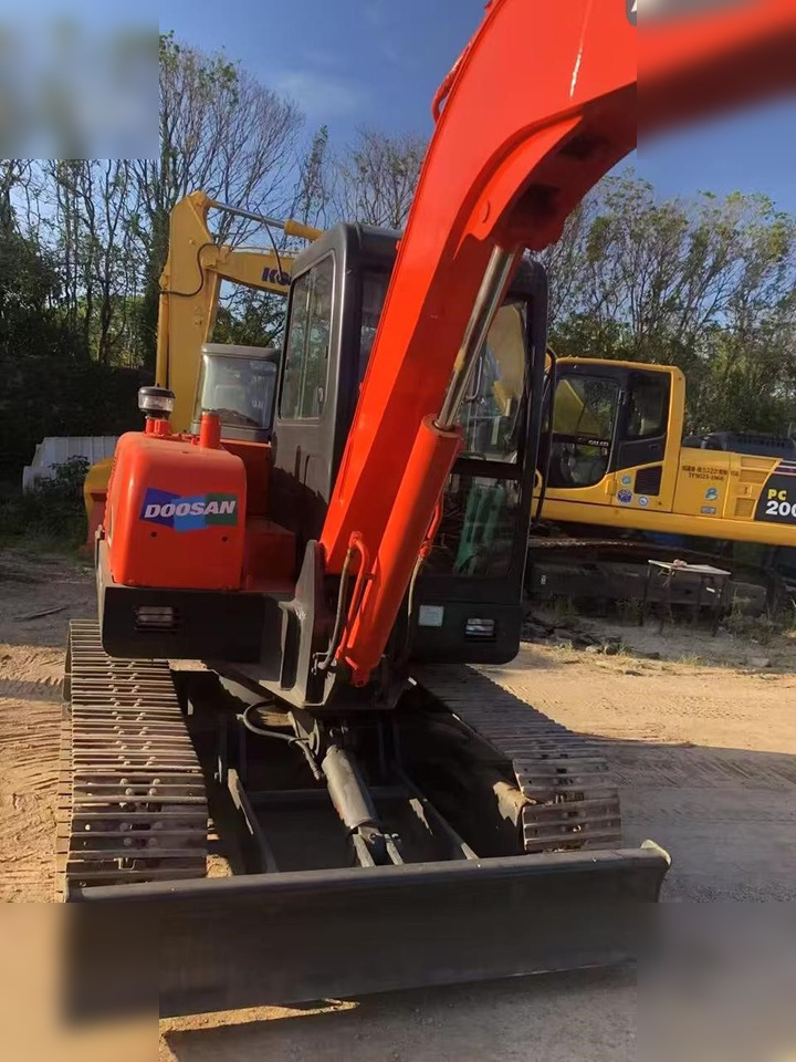Mini excavator DOOSAN DH55-V: picture 6 Mini excavator DOOSAN DH55-V: picture 6