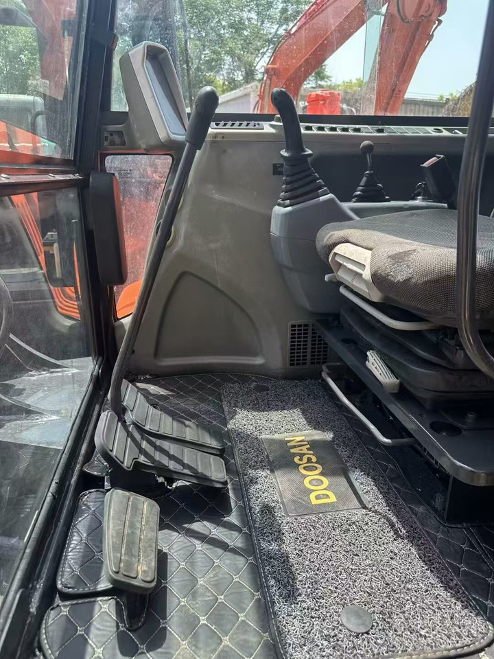 DOOSAN DX60 - Crawler excavator: picture 5 DOOSAN DX60 - Crawler excavator: picture 5