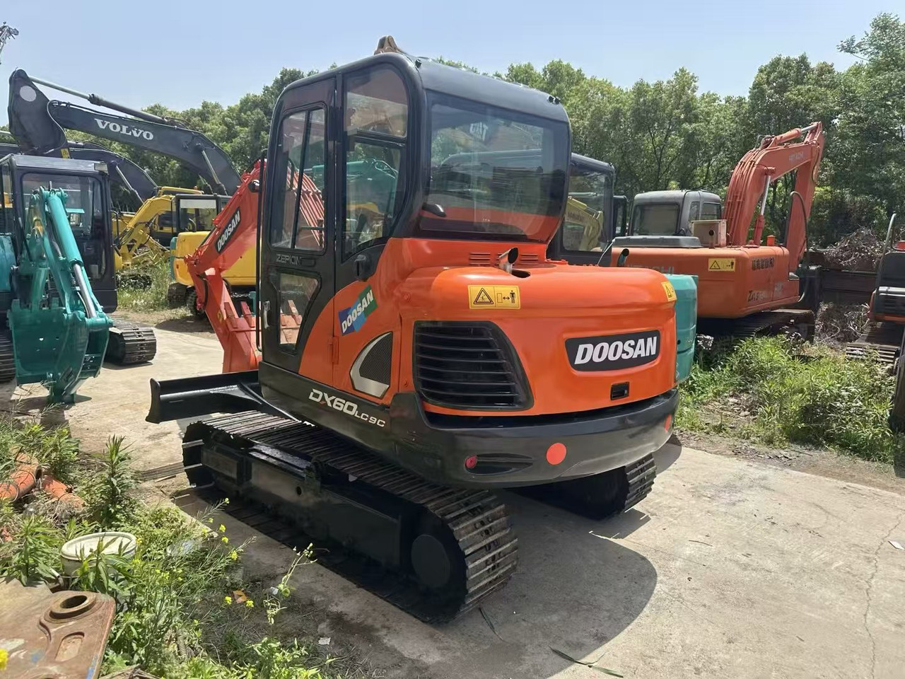 New Crawler excavator DOOSAN DX60: picture 8