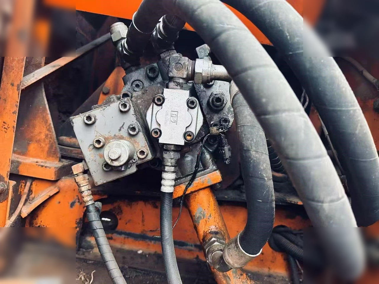 Crawler excavator HITACHI EX60-5: picture 11 Crawler excavator HITACHI EX60-5: picture 11