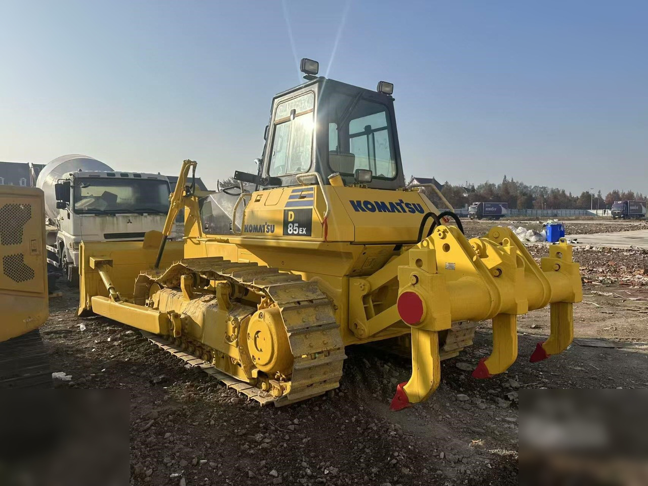 KOMATSU D85EX-18 - Bulldozer: picture 2 KOMATSU D85EX-18 - Bulldozer: picture 2