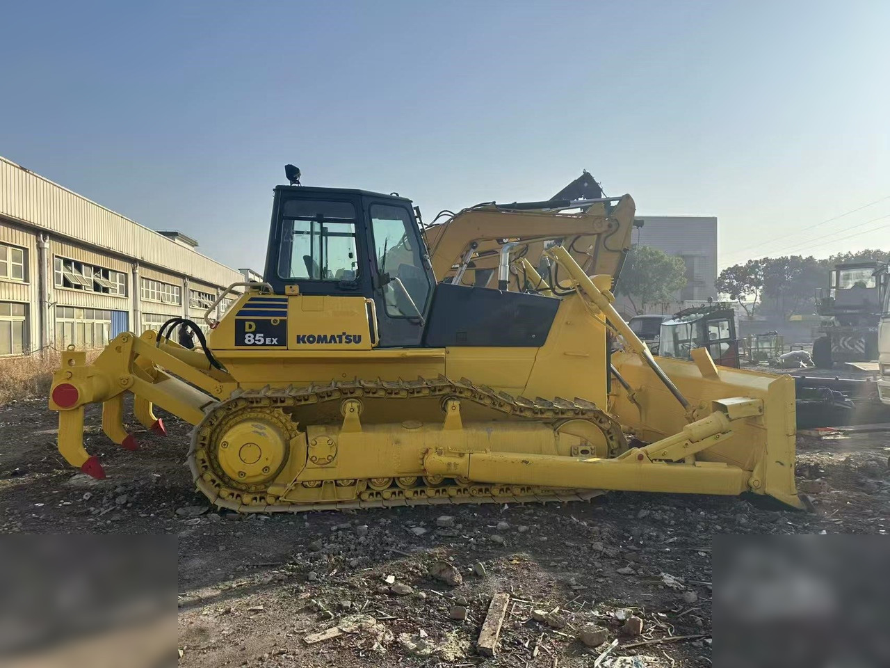 KOMATSU D85EX - Bulldozer: picture 3 KOMATSU D85EX - Bulldozer: picture 3