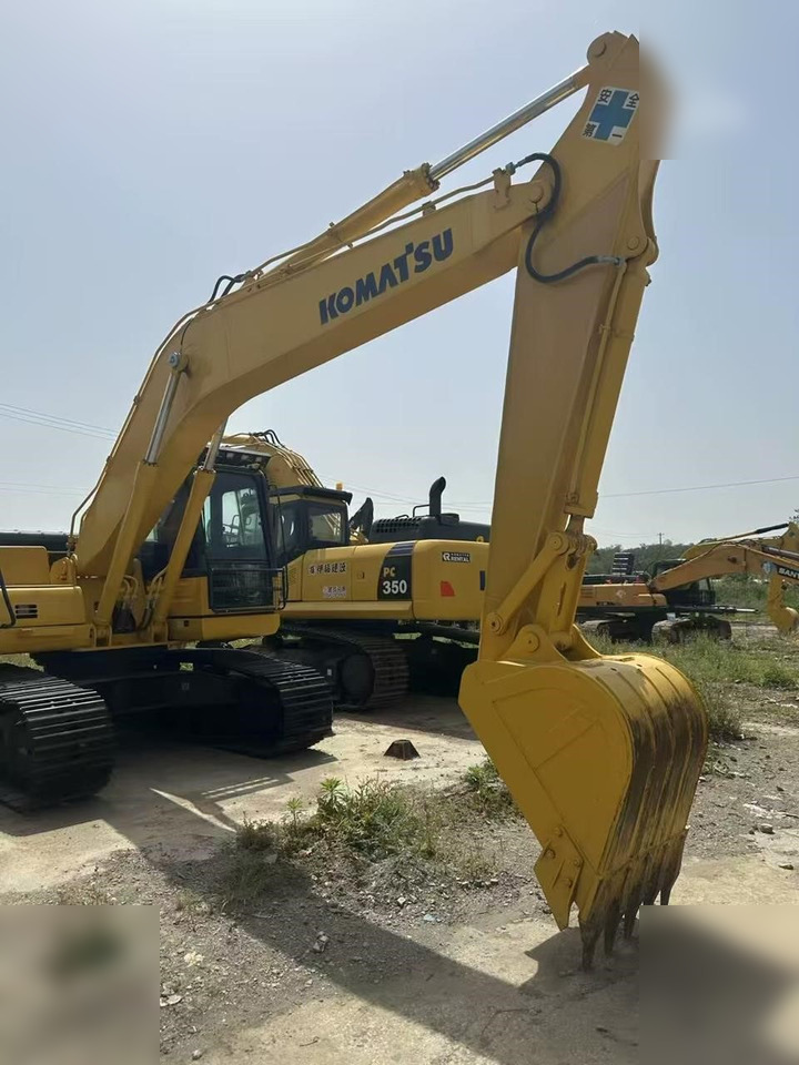 KOMATSU PC200-8 - Crawler excavator: picture 5 KOMATSU PC200-8 - Crawler excavator: picture 5