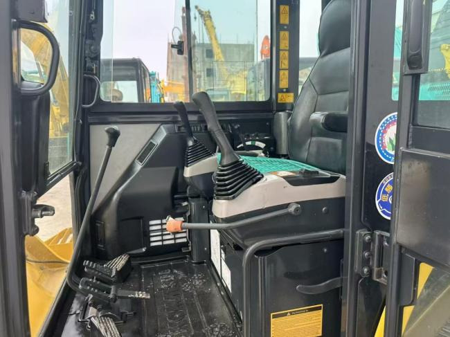 KOMATSU PC56 - Wheel excavator: picture 2 KOMATSU PC56 - Wheel excavator: picture 2