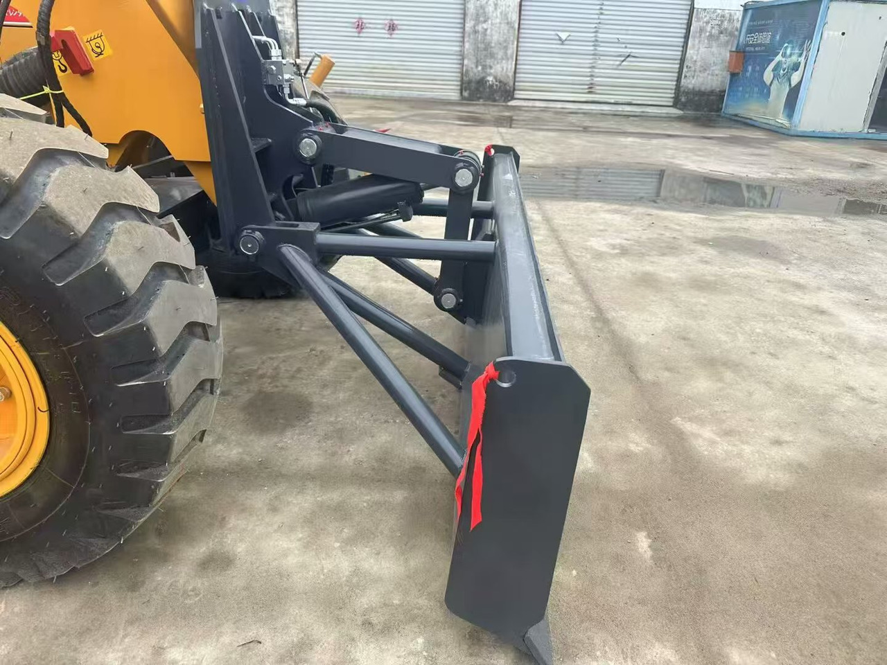 Grader XCMG GR2153: picture 9