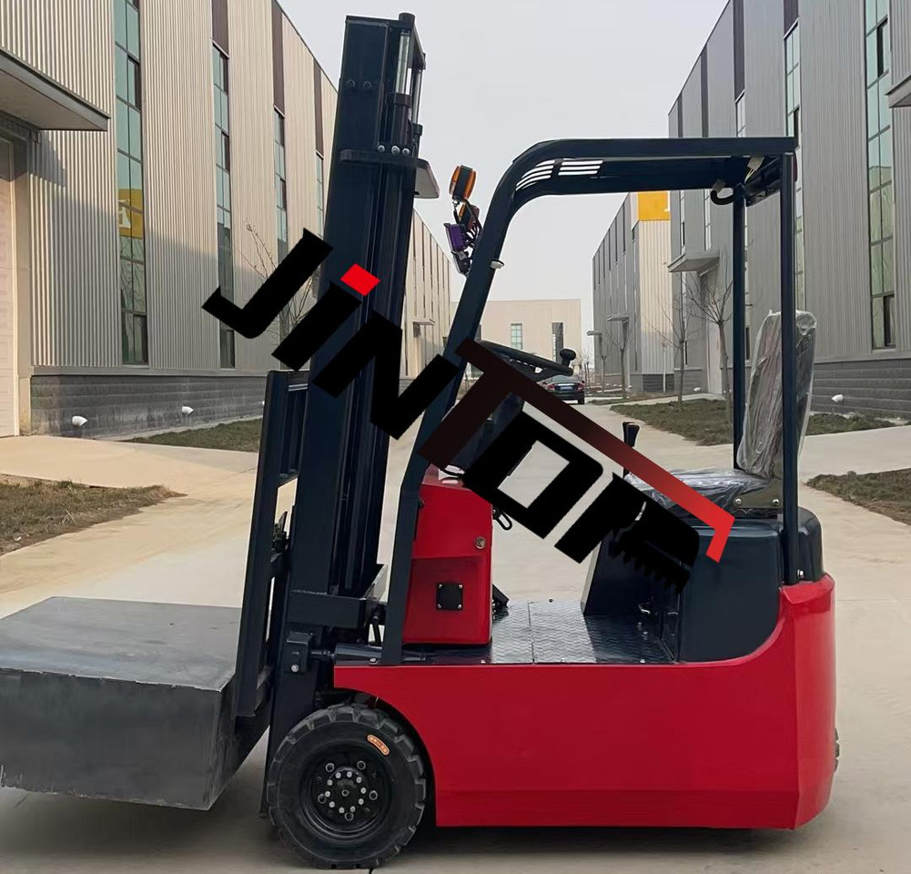 Three-Point Forklift - Forklift: picture 1 Three-Point Forklift - Forklift: picture 1