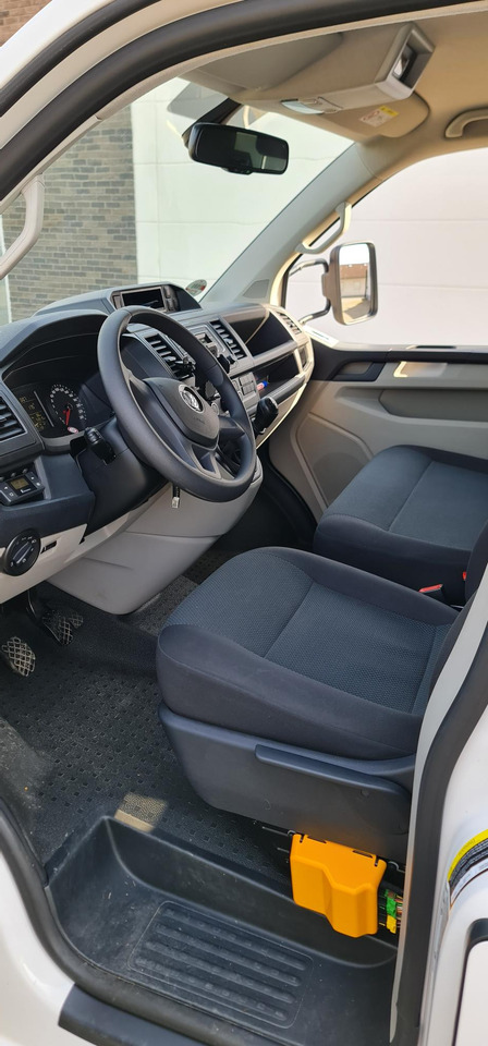 Refrigerator truck VOLKSWAGEN VW-T6: picture 15