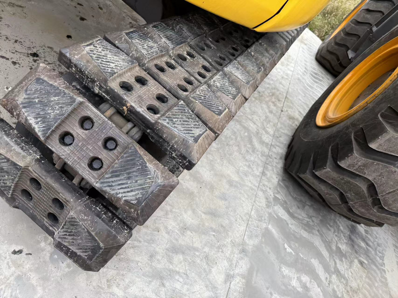 KOMATSU Komatsu pc78US for sale in stock - Construction machinery: picture 2 KOMATSU Komatsu pc78US for sale in stock - Construction machinery: picture 2