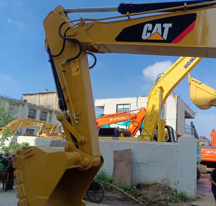 Original CAT 320D Used Excavators Machine CAT 320D 320B Crawler Excavator 20tons Construction Machinery Price - Crawler excavator: picture 4 Original CAT 320D Used Excavators Machine CAT 320D 320B Crawler Excavator 20tons Construction Machinery Price - Crawler excavator: picture 4