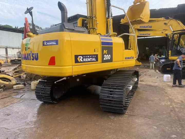 PC200-8 Low Working Hour Second Hand 20 Ton Excavator Komatsu Pc200-8 Crawler Excavator Used Komatsu Excavator PC200-8N1 - Excavator: picture 3 PC200-8 Low Working Hour Second Hand 20 Ton Excavator Komatsu Pc200-8 Crawler Excavator Used Komatsu Excavator PC200-8N1 - Excavator: picture 3