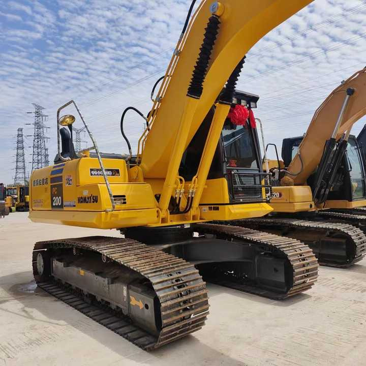 PC200-8 Low Working Hour Second Hand 20 Ton Excavator Komatsu Pc200-8 Crawler Excavator Used Komatsu Excavator PC200-8N1 - Excavator: picture 3 PC200-8 Low Working Hour Second Hand 20 Ton Excavator Komatsu Pc200-8 Crawler Excavator Used Komatsu Excavator PC200-8N1 - Excavator: picture 3