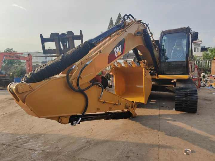 Used Crawler Caterpillar 315D Excavator for Sale Used Engineering & Construction Machinery - Crawler excavator: picture 3 Used Crawler Caterpillar 315D Excavator for Sale Used Engineering & Construction Machinery - Crawler excavator: picture 3