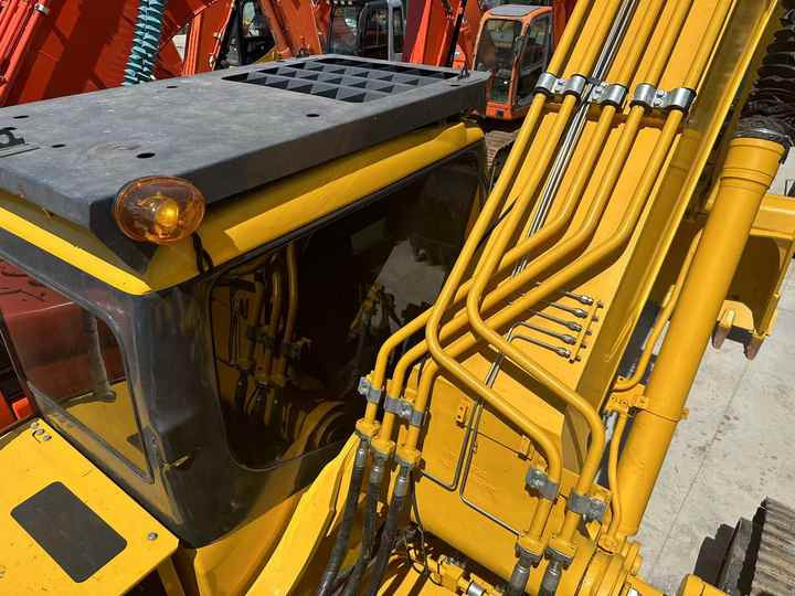 Used Japan Brand komatsu Pc350-7 with High Quality Used Engineering & Construction Machinery - Crawler excavator: picture 5 Used Japan Brand komatsu Pc350-7 with High Quality Used Engineering & Construction Machinery - Crawler excavator: picture 5