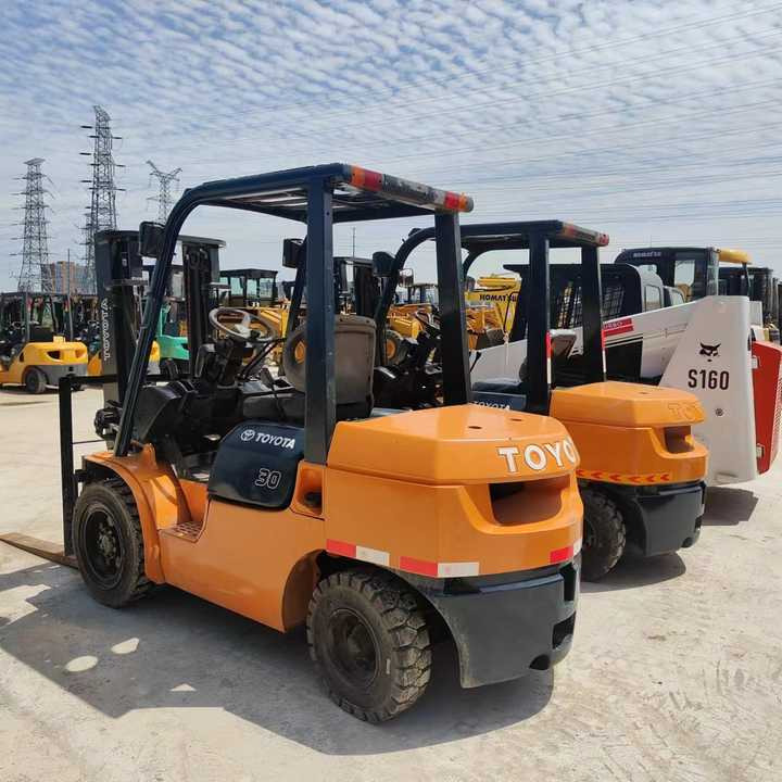 Used Japan Brand toyota 3 Tons Forklift on Hot Sale toyota Forklift 10 Ton 3ton 5 Ton Forklift - Forklift: picture 2 Used Japan Brand toyota 3 Tons Forklift on Hot Sale toyota Forklift 10 Ton 3ton 5 Ton Forklift - Forklift: picture 2